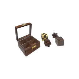 Set de 4 puzzles en bois 12x12x5 cm
