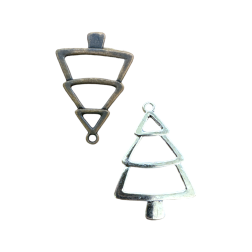 Pendentif en forme de sapin de Noël métallique 40x28 mm