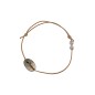 Bracelet grec ajustable en cordon beige, une croix et 2 perles blanches