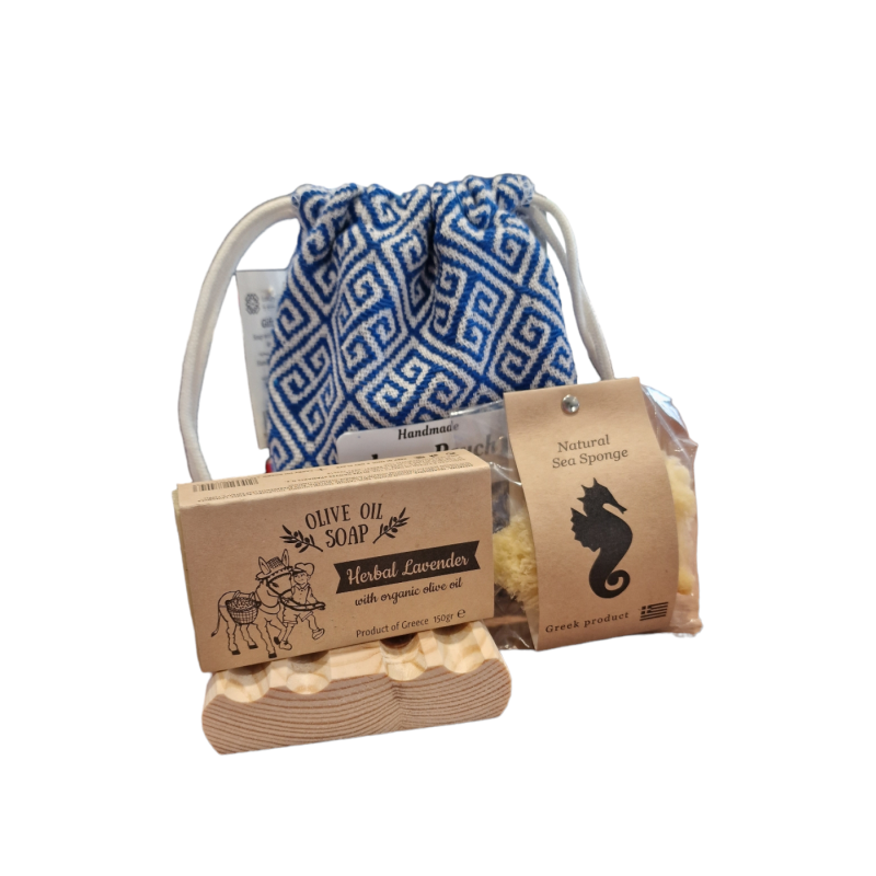 Sac intissé crétois à offrir avec savon, eponge naturel et porte-savon en bois d'olivier SPANAKIS