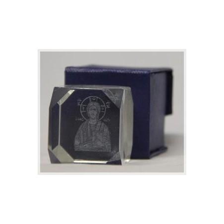 Cubes en verre 3D représentant Jésus : Dimensions 4x4 cm