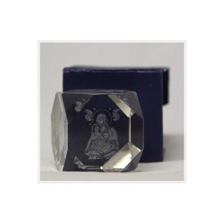 Cubes en verre 3D représentant Sainte Marie : Dimensions 4x4 cm