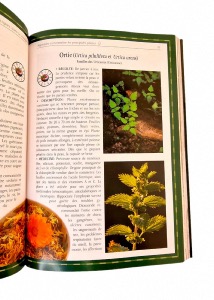 LIVRE - Les Herbes et plantes aromatiques dans la cuisine PSILAKIS