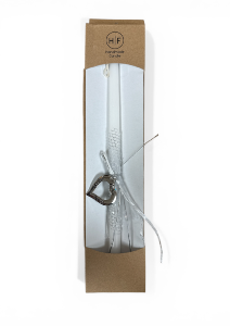 Bougie de Pâques fait main blanche avec cœur argenté et sa  pochette carton 31 cm