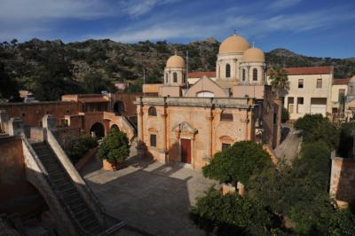 Le monastere d' Agia Triada 