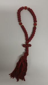 Chapelet 35 nœuds rouge avec 3 perles