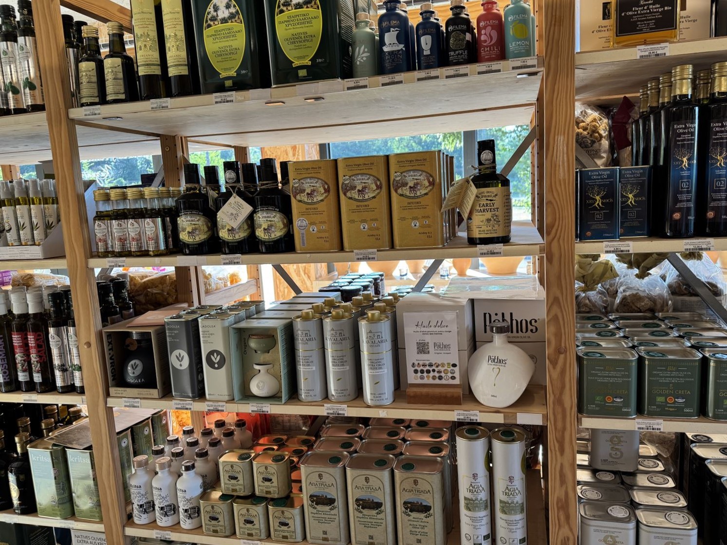 Rayon des huiles d'olive de Crète - bouteilles, bidons et coffrets de producteurs
